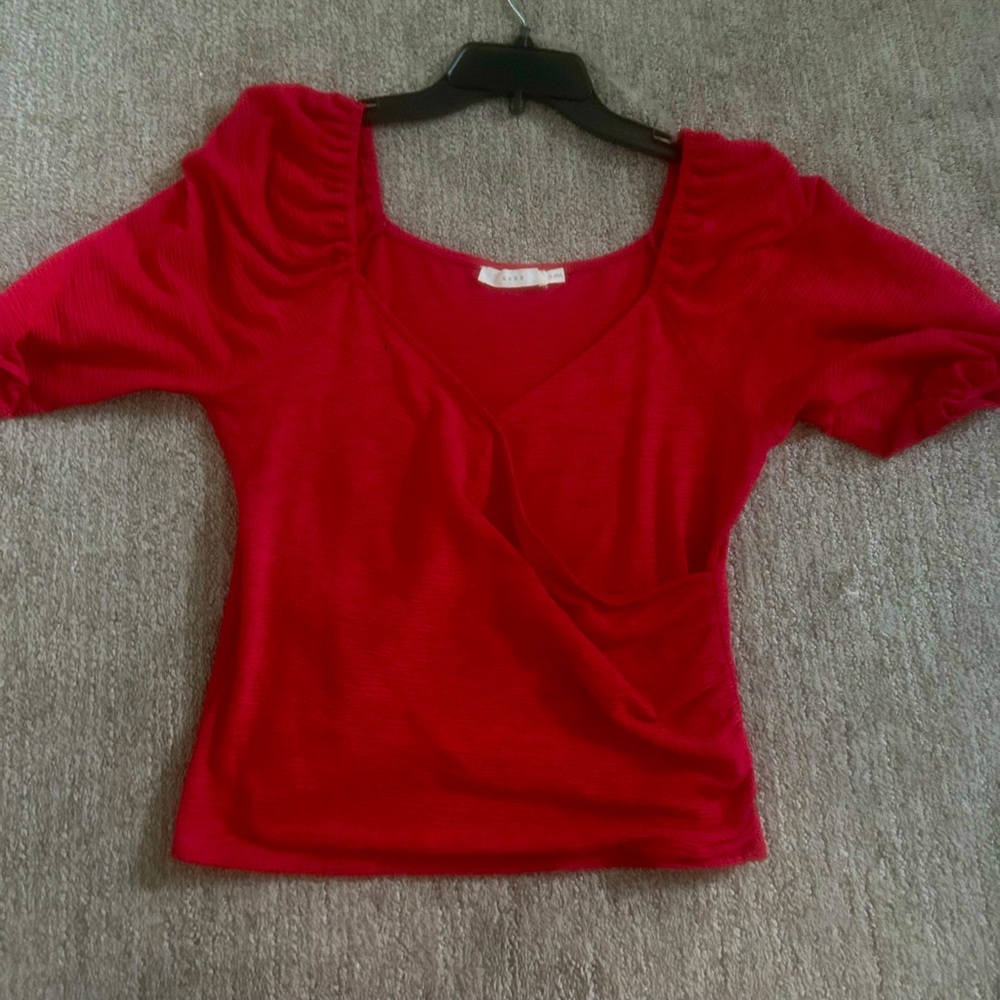 Lush Brand - Size M